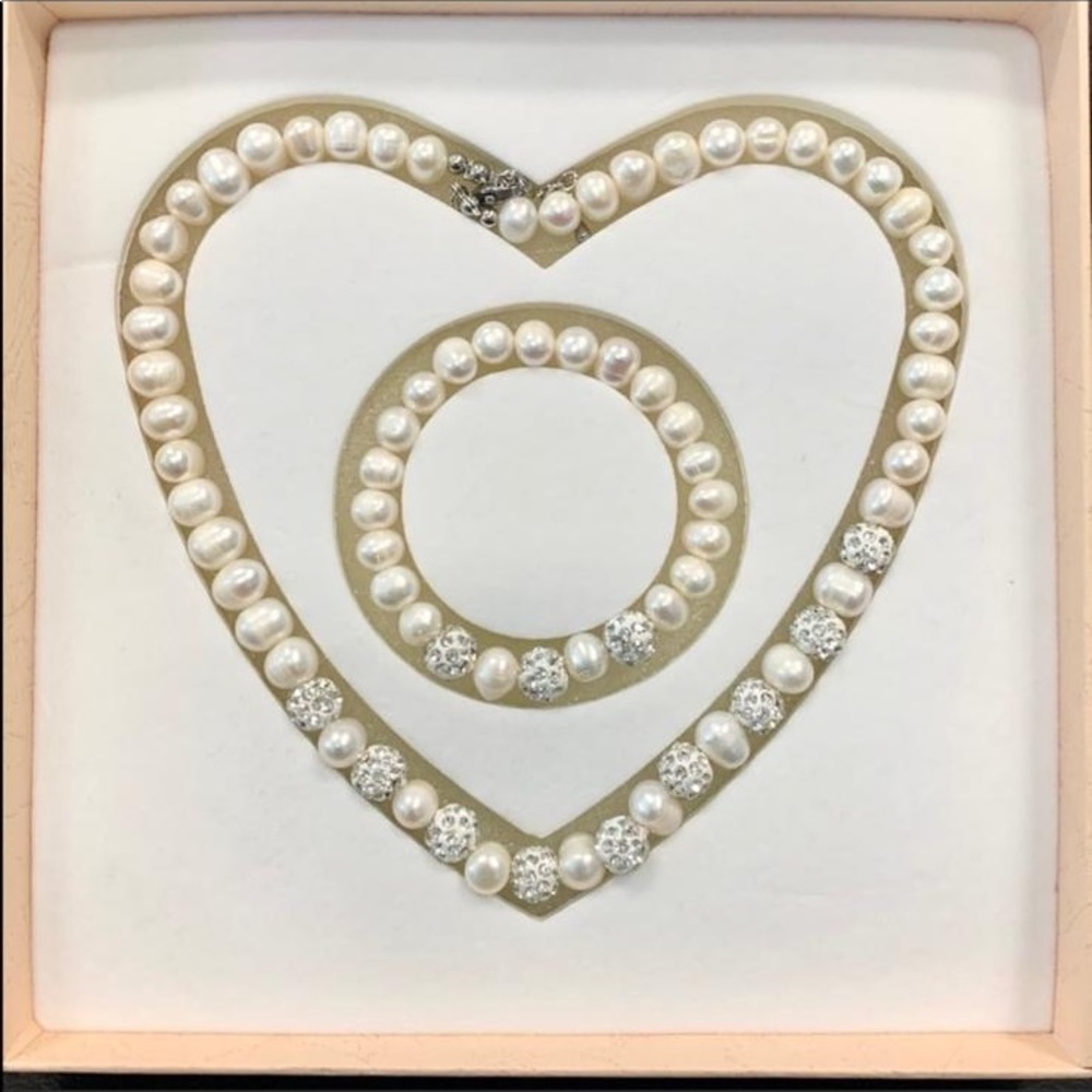 Lab Pearls Necklace and Bracelet set